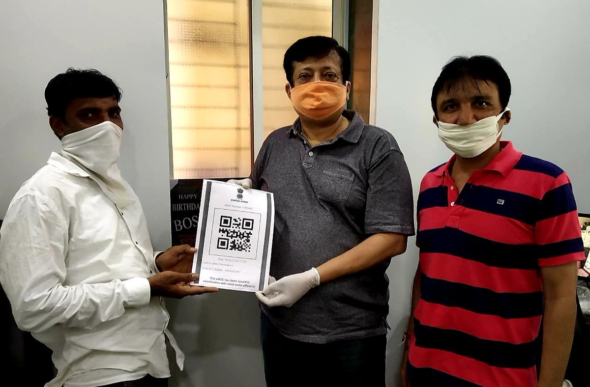 chheda_pravin's tweet photo. #E_Pass #SevaSetu
We Got more  #Permissions for Stranded People Who are Stuck in Ghatkopar/#Mumbai in #lockdown

A Poojari at #Jaintemple, of #KalpataruAura, #Ghatkoper (w) 
Got permission to go from #Ghatkoper to #Siroi (#Rajasthan) by Car..
Many More Permission On The Way https://t.co/i2irQaFEcD