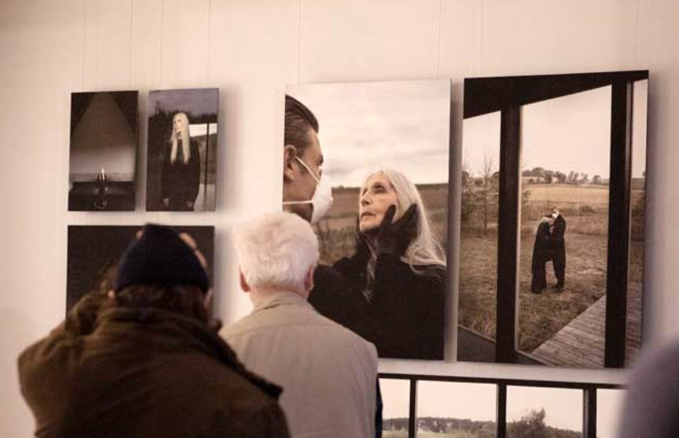 ORION_opensci's tweet photo. Art as the @ORION_opensci funded artwork AEON can also serve as a stimulus to engage the public in dialogue on distruptive technologies as genome editing and #CRISPR. @MichelaBertero
@EU_H2020 #RRI #InSPIRESscience #H2020 https://t.co/rGTkIdu2EH https://t.co/B8Wf1xY9pC