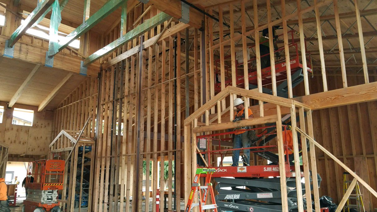 VPS_ReSchools's tweet photo. Progress at Fruit Valley ES continuing daily. Thank you to our community for believing in children! Stay healthy and strong. #VPSAmazing https://t.co/OF7pady7Y7