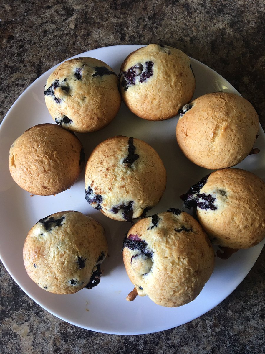MsSmaglis's tweet photo. Wellness Wednesday involved baking this week- so fun! https://t.co/KNkv1493mv