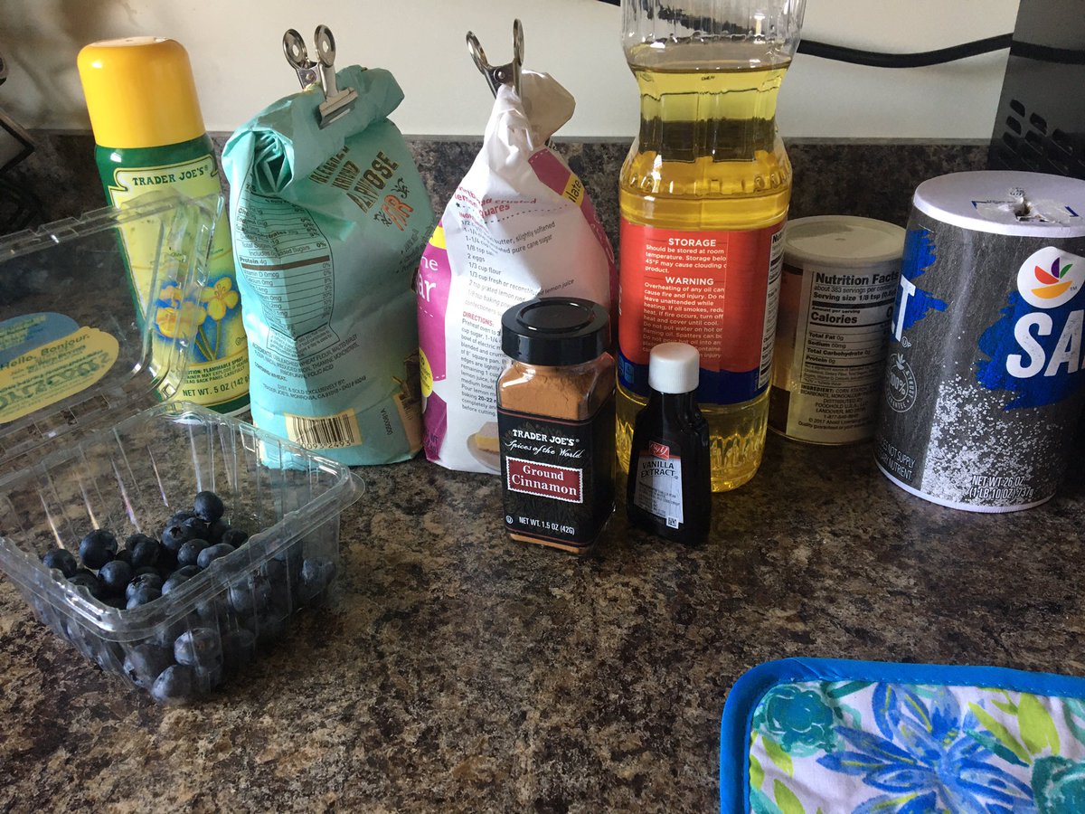 MsSmaglis's tweet photo. Wellness Wednesday involved baking this week- so fun! https://t.co/KNkv1493mv