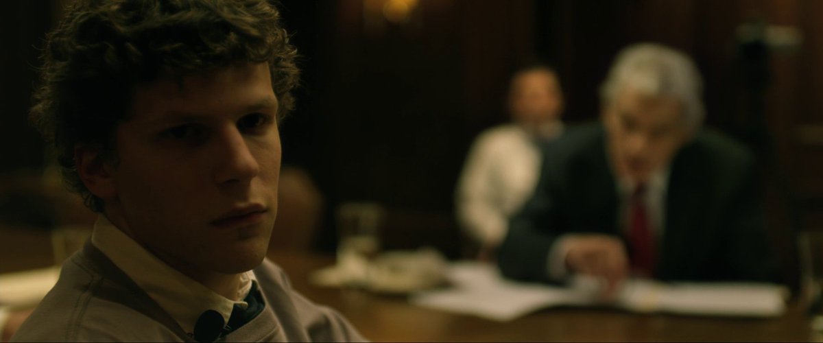 tom_zwdk's tweet photo. Grosse fascination pour ce film. Tout semble si calibré, millimétré. Fincher en fait. https://t.co/F3DMOa4Aoi