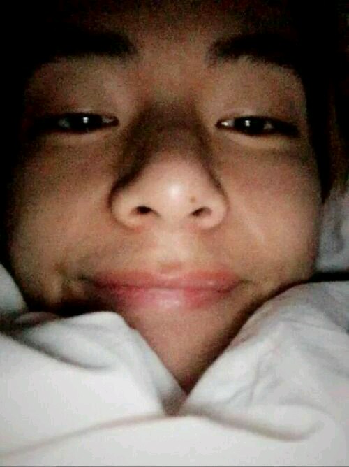 taehyung's lil mole in his nose; a devastating thread