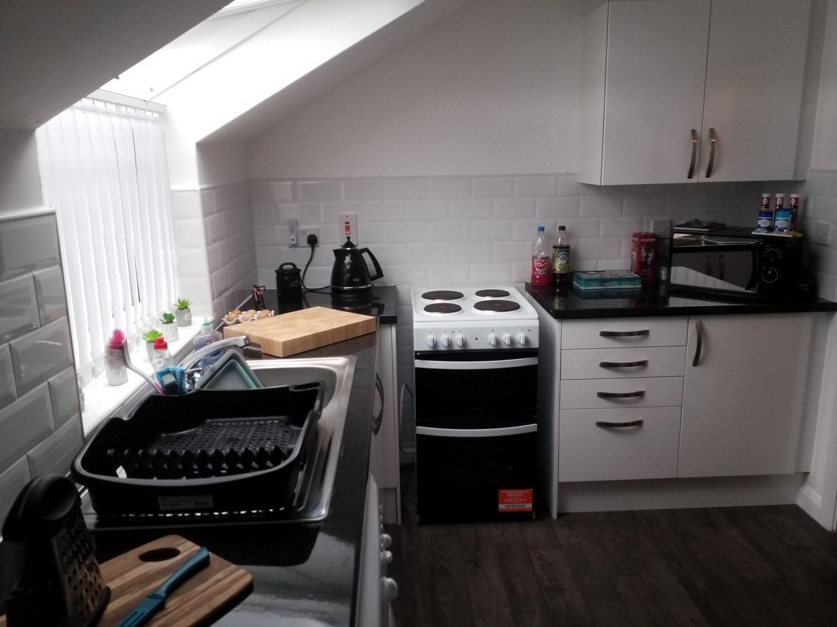 Thirteen_caroD's tweet photo. One of our customers has settled into his first ever tenancy and made his house a home. The customer was homeless prior to moving in and has built up his belongings from nothing. #sunderlandmoveonservice #Thirteengroup #reducinghomelessness #sunderland https://t.co/HCRRTveAMp
