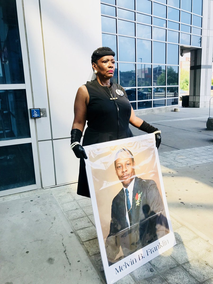 WSOHMOVEMENT's tweet photo. Happy Birthday my Love💜!  RIP https://t.co/bsJWqmgasL