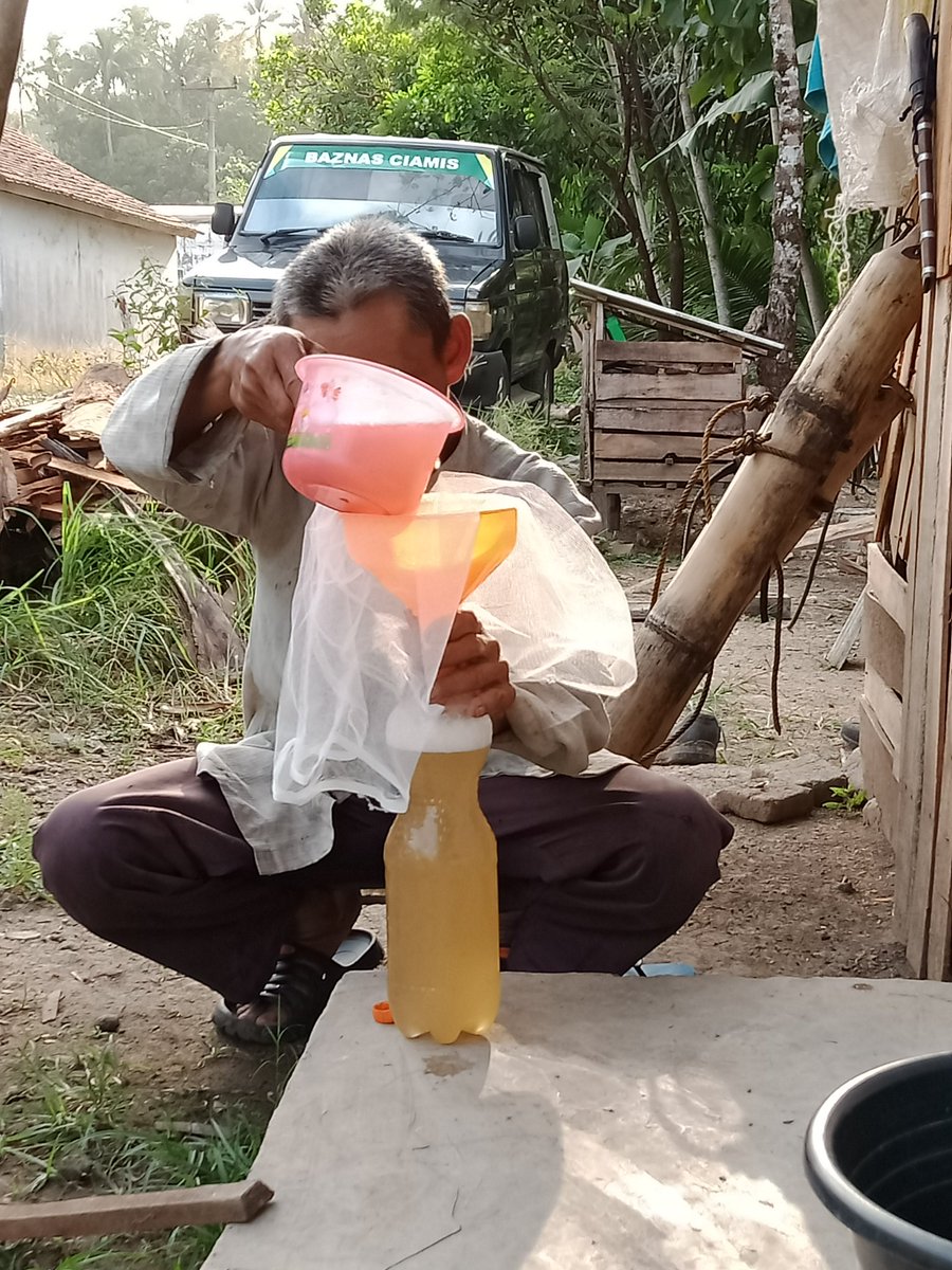 AaRamdani's tweet photo. Cerita panjang sebotol nira dan sebonjor gula.. https://t.co/7GSnGz1zPQ
