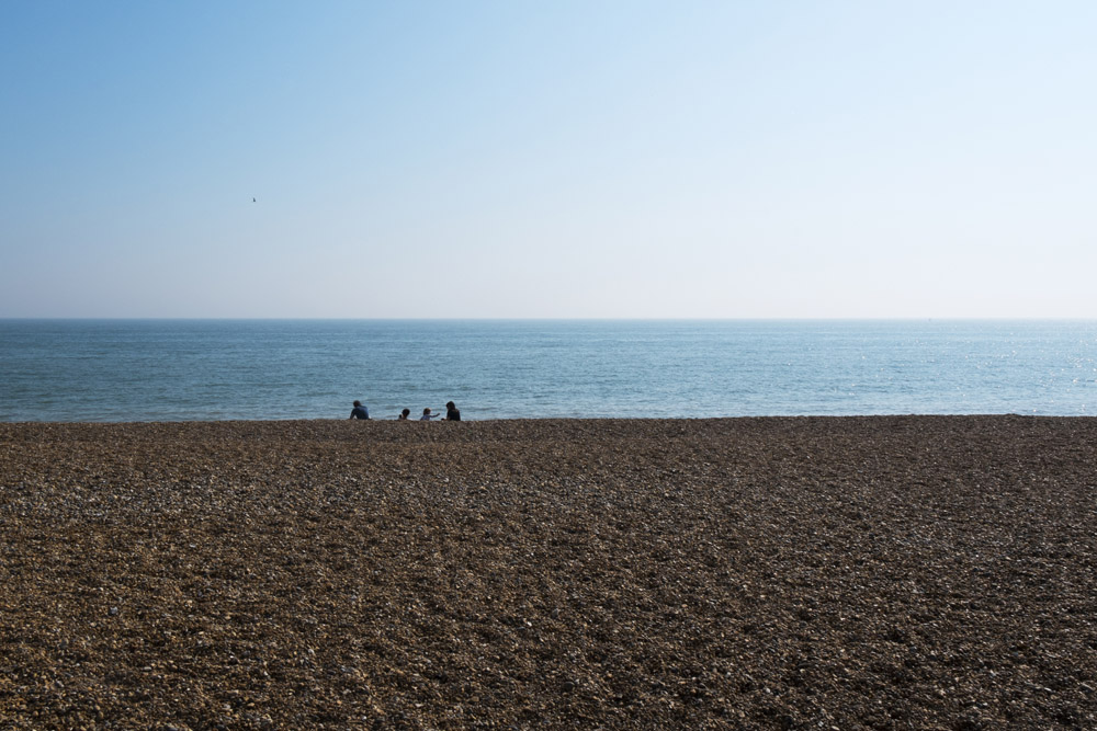 FloSmith9's tweet photo. Socially distanced Deal Beach, Kent, UK. All images on 
@alamy https://t.co/UkWVwGXGVG @alamycontent #dealuk #staycation #holidayintheuk #liarlocation #kentcoast @coastmag #sociallydistanced
 #familytogether #exerciseoutside #seasideuk #seaair #convalescebythesea https://t.co/aKDwdlAq6q