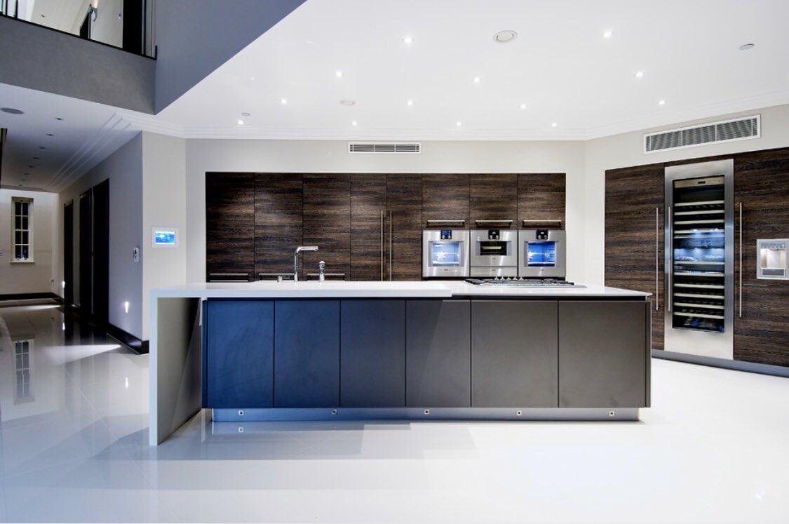 INTERIORPORN1's tweet photo. This home based in Essex, UK looks so elegant https://t.co/mvgTWM5iUE