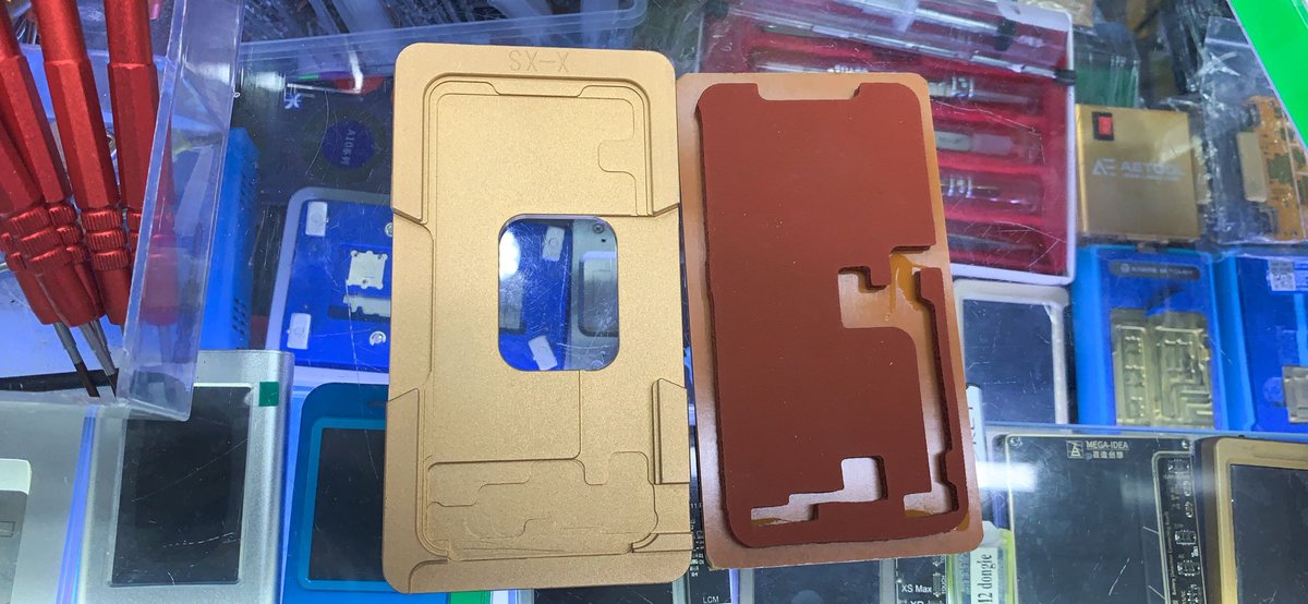 iphonelcdsuppl1's tweet photo. iPhone X to XS laminating molds for refurbishing 👏👏 welcome to contact us by WhatsApp/Wechat:+86-18813643652 

#lcdlaminatingmachine #iphonelcd #lcdiphone #iphonerefurbish #refurbished #refurbishediphone #äpple #apples #appleiphone https://t.co/UVgNfzGe7J