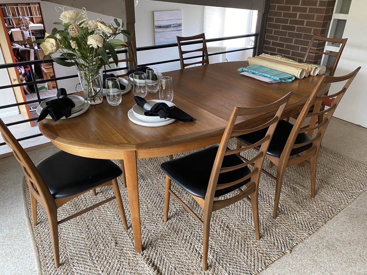 MidModDenver's tweet image. This LANE buffet / credenza from 1960 came along side the living room coffee table, and (you’re not going to believe the dining room table!! Purchased all together, originals owner!! Table shown with (1 of 2) leaves.