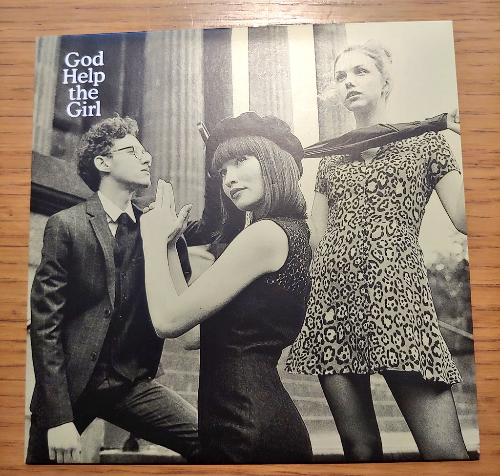 일본판 영화유료팜플렛 (상태B+) 갓 헬프 더 걸(God Help the Girl, 2014) - 7000 8장,16page. 부클릿커버와 프로덕션노트 및 캐스팅, 스토리 소개 올칼라 에밀리...