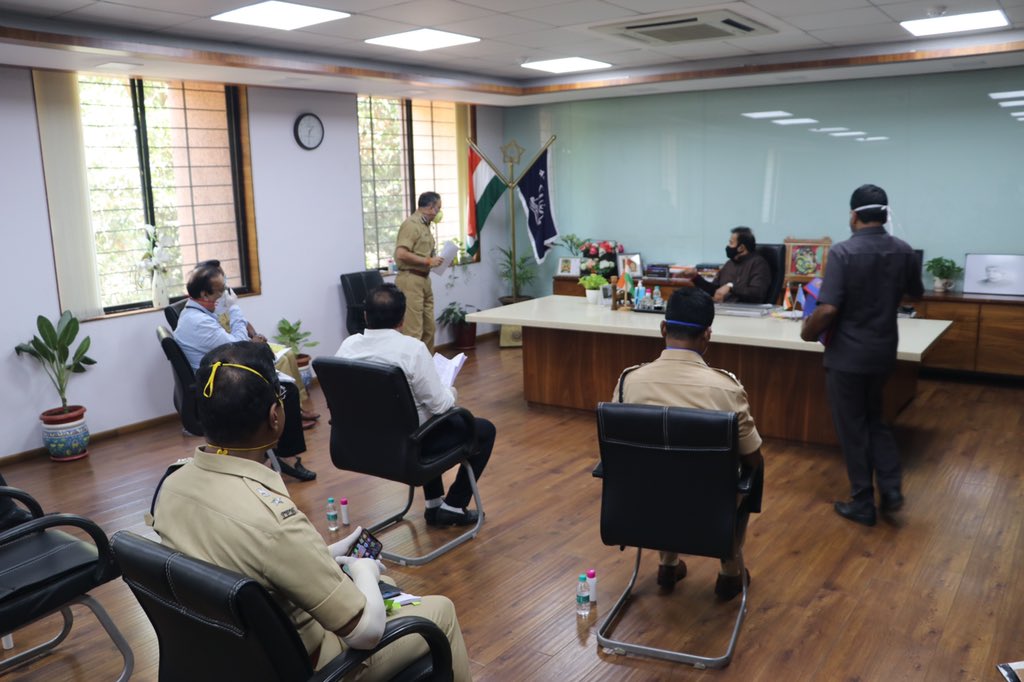 DISTRICT INFORMATION OFFICE, THANE tweet media