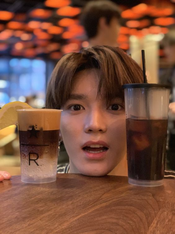 Taeyong buying you coffee  Taeyong big spender!