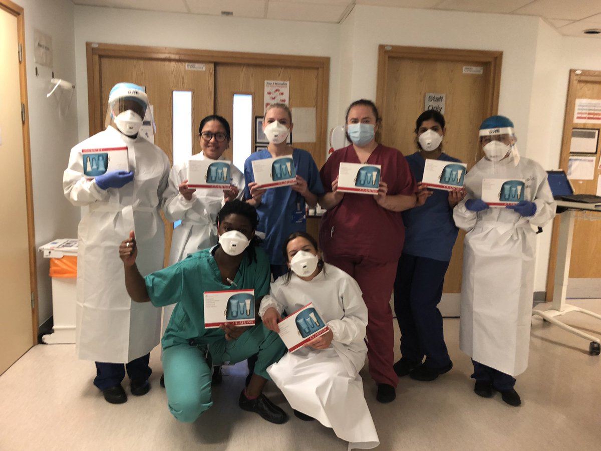 rsmit26's tweet photo. Thank you to Ellie Haines @clarins_uk  for the kind donation of skincare products to Team Surgery at King’s College Hospital. https://t.co/qi7084PS3s