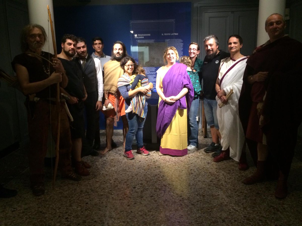 Quanti momenti al Museo di Archeologia Ligure insieme a visitatori, scuole, famiglie, archeologi, amici rievocatori...e insieme a tutti voi! Condividete i vostri scatti al #museoarcheologialigure per #MuseumMomentsMW! #MuseumWeek #museidigenova #Genova