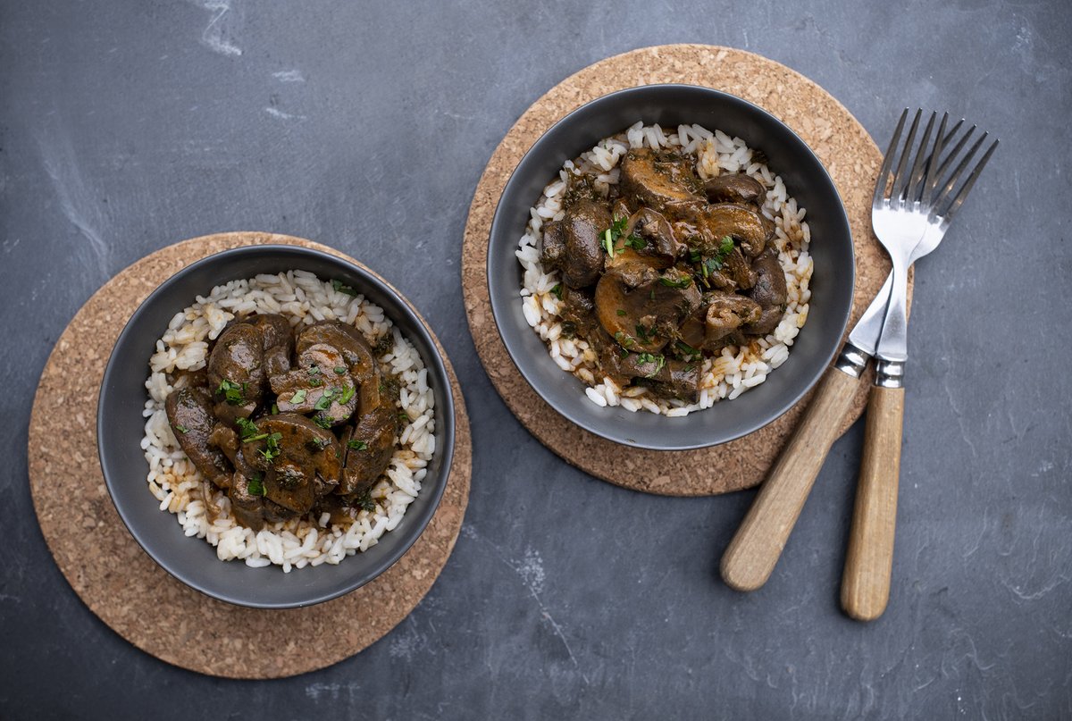 CowdrayFarmShop's tweet photo. This week is #nationalvegetarianweek &amp; we are celebrating it with one of our favourite dishes from the #cowdraykitchen range! Mushroom Stroganoff, rich, creamy &amp; piquant. Best enjoyed with wholemeal rice or wilted greens. ​Have you tried it yet? #cowdrayfarmshop #vegetarianfood https://t.co/KNG4d9STVN