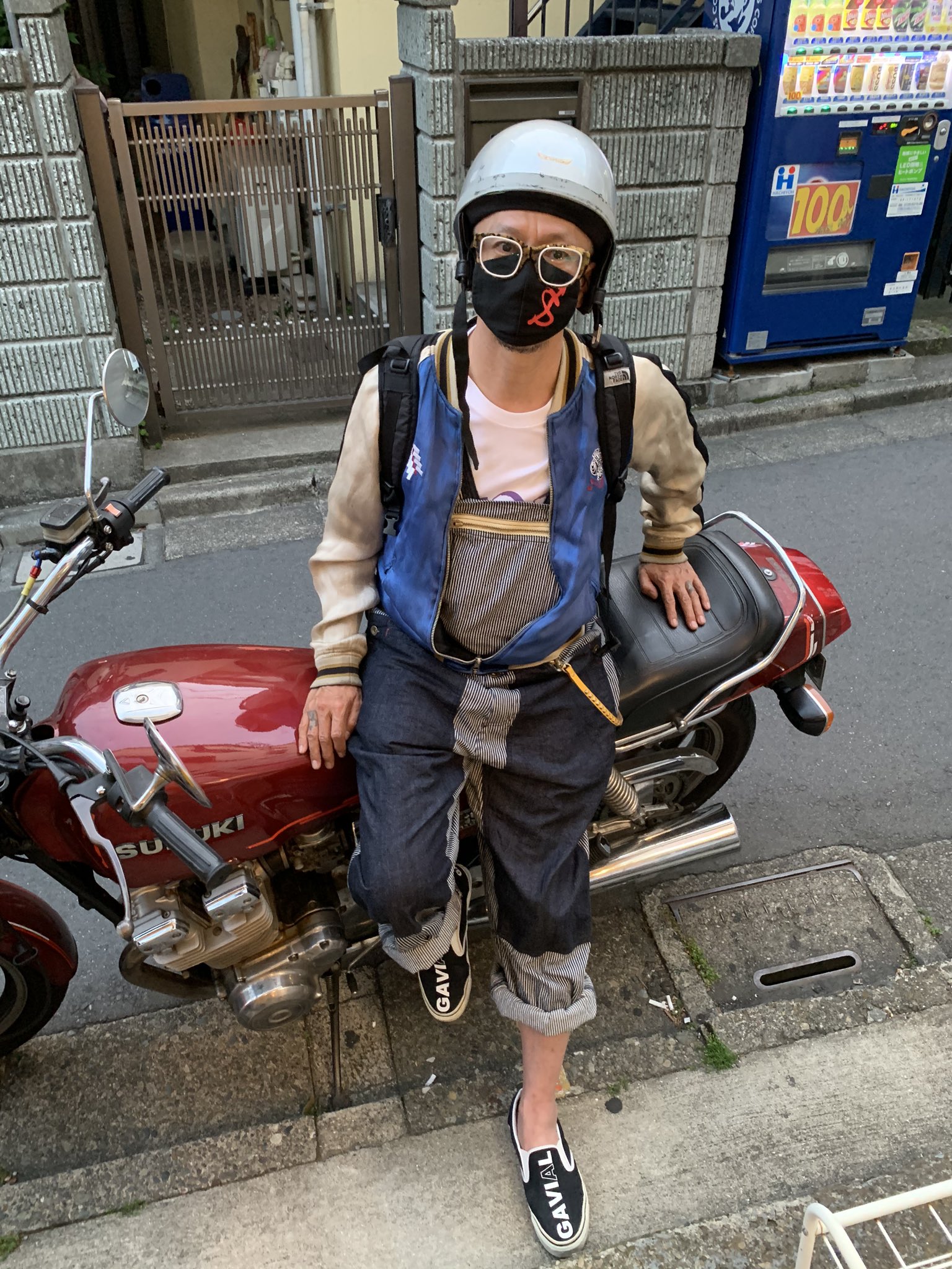 Comic Strip Tuffy コミプちゃん4 3から実店舗も営業再開 בטוויטר 久しぶりに対面で喋った人間が 中村達也氏とは 世間うらやまでしょ ヤリエスマスクー