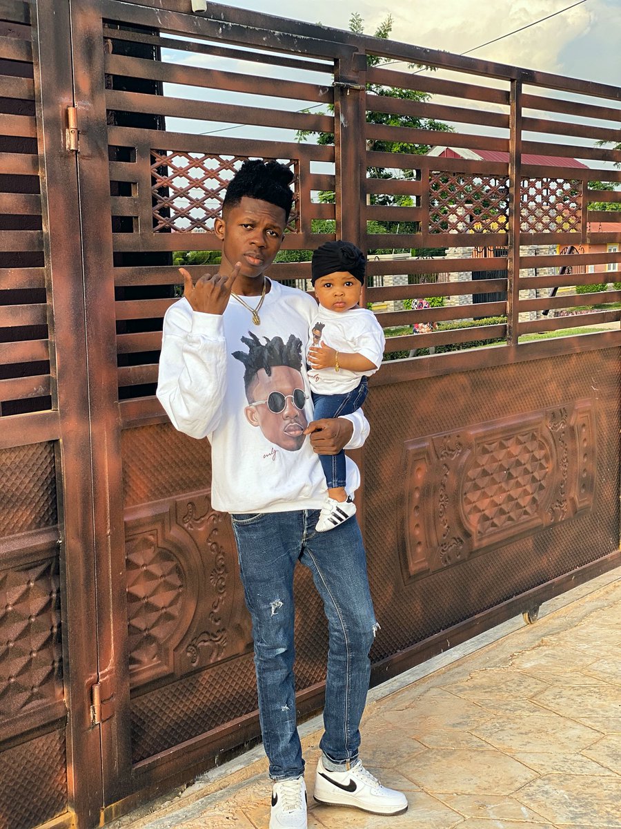 StrongmanBurner tweet picture
