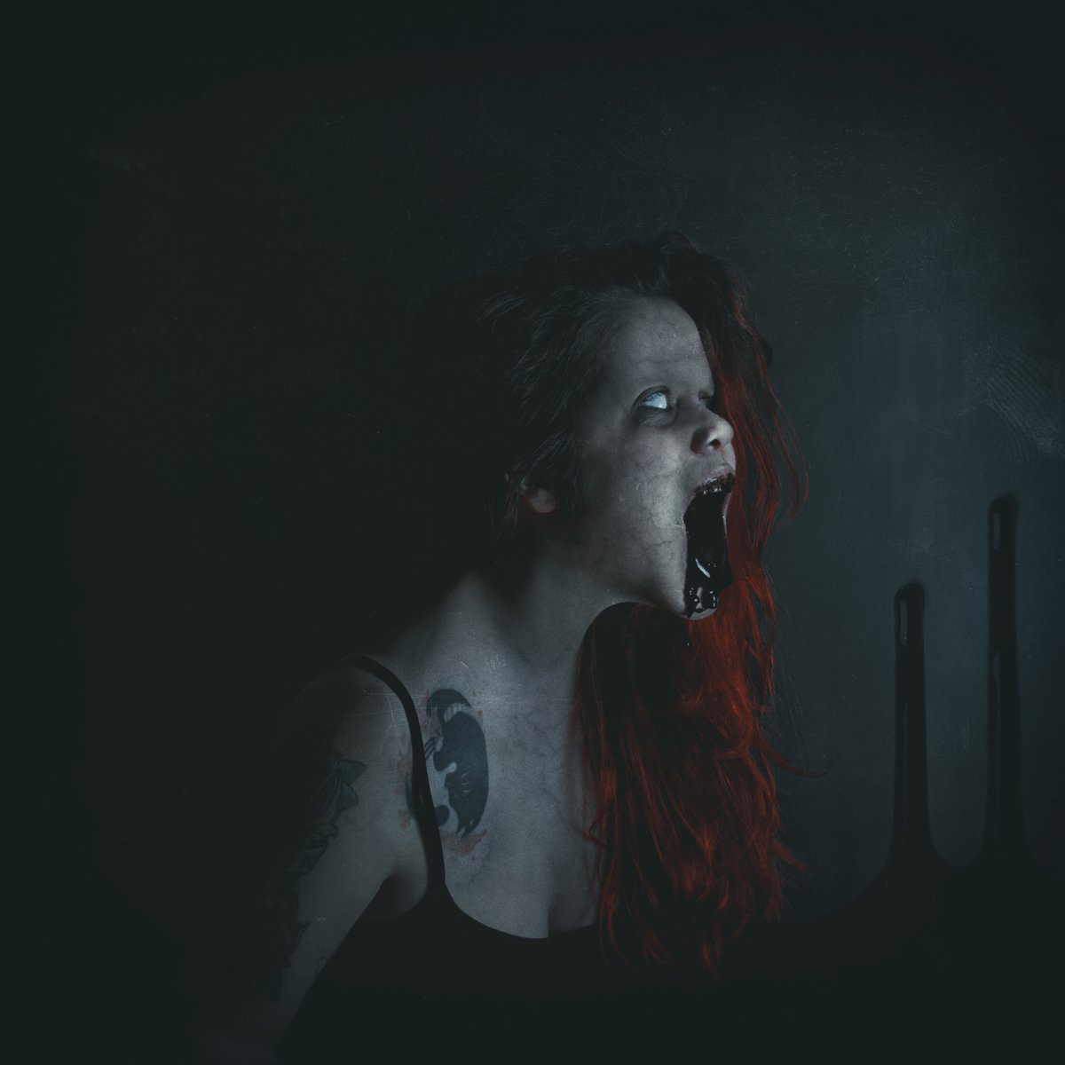 r_negromundo's tweet photo. Bibi Barcenilla ( @bibikalifornia ) nos envía otro retrato para el #ProyectoNegroMundo 🌑
¡Muchísimas gracias! Nos encanta seguiros en vuestro camino y que nos tengáis presentes en vuestros trabajos.
📸 "Miedo - Fear Inoculum" https://t.co/Nhc2npoxHe
