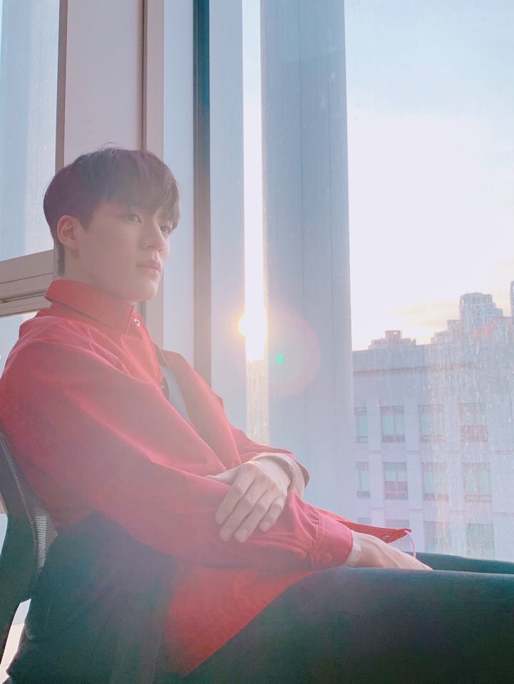 𝑱𝒂𝒐𝑷𝒆𝒂𝒄𝒉( ー̀֊ー́ )✧ tweet media