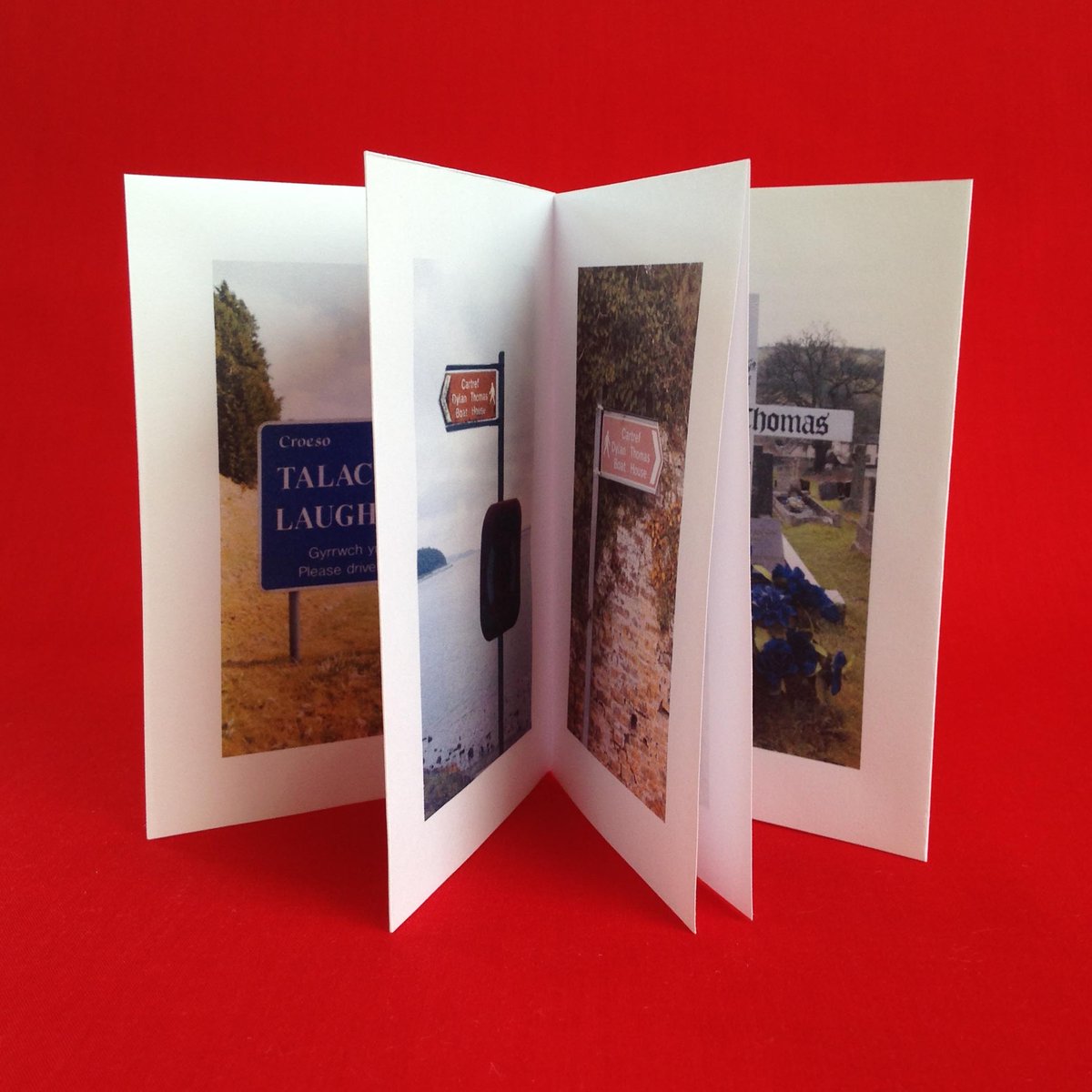 To celebrate #DylanDay here’s the Hazard Press micro-book FINDING YOUR WAY TO DYLAN THOMAS – a poetic trip through Laugharne (only £3 plus FREE UK p&p). #artistsbooks