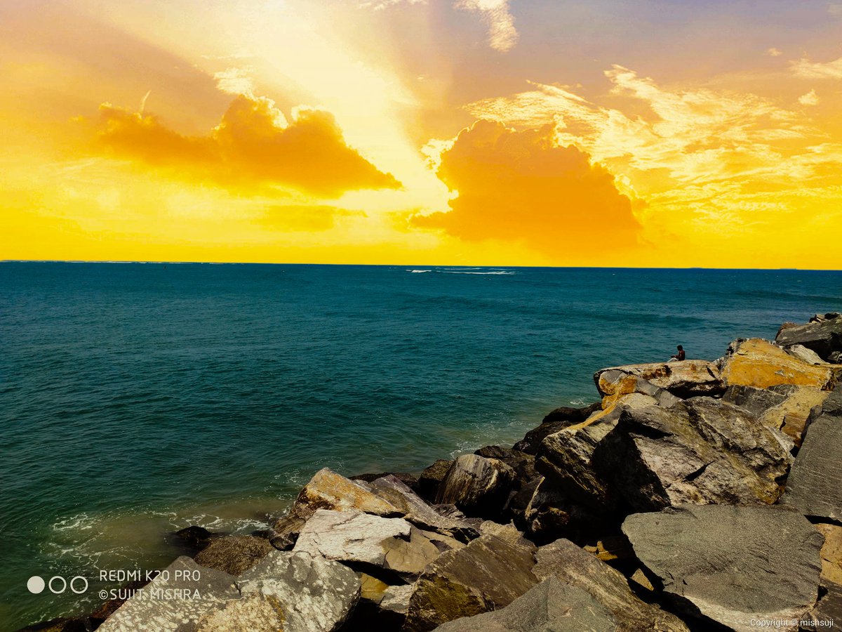 mishsuji's tweet photo. Guess the original Picture ? #SkyFilter #ShotOnK20Pro @XiaomiIndia @RedmiIndia @manukumarjain @miuithemes @apiyush265 @tinku081 @Akshayr2204 @Surajshrma12 @surajwable https://t.co/8XERSBupZM