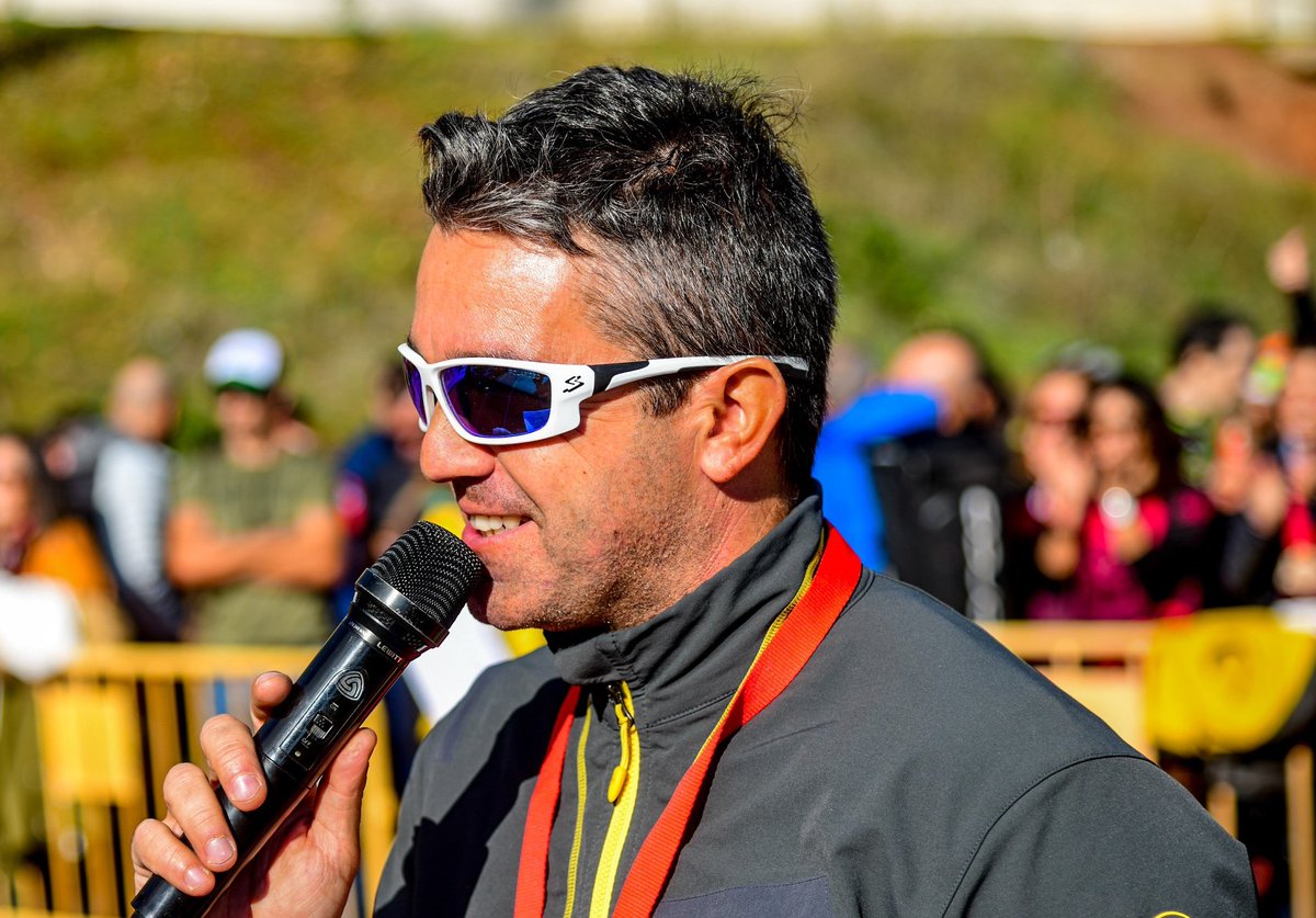 Hoy a las 16h a través de nuestro INSTAGRAM LIVE podrás seguir la entrevista que le harán desde NoTrail al Director de Operaciones de Tactika. Podremos hablar con él de muchos aspectos relacionados no solo con el #Trail sino además con los #EventosDeportivos en general. #Deporte