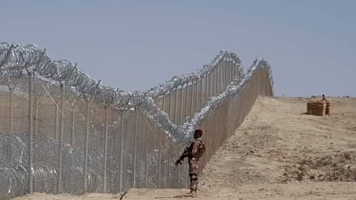 BALOCHISTAN: Pakistan to fully fence its border with Iran 

 #Pakistan #Iran #PakIranBorder #Border