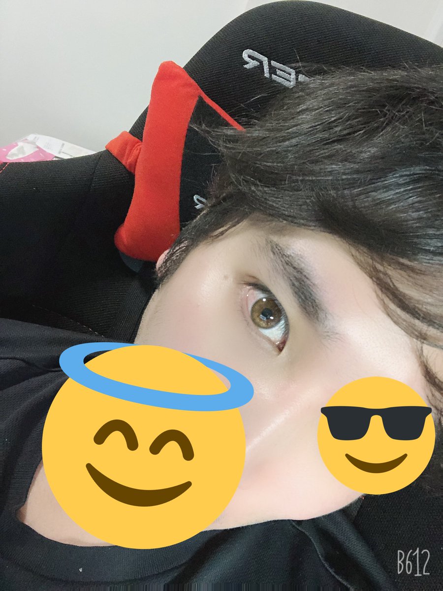 O Xrhsths ひろたろう ボイスラブズ運営してます Sto Twitter 昨日はちょっと睨む感じでっす そしてレアな左目ちゃん この2枚を合体すれば Z 今日のお目目 目だけでフォロワーさんを惚れさせる O Xrhsths ひろたろう ボイスラブズ運営してます Sto Twitter 昨日はちょっと睨む感じでっす そしてレアな左目ちゃん この2枚を合体すれば Z 今日のお目目 目だけでフォロワーさんを惚れさせる