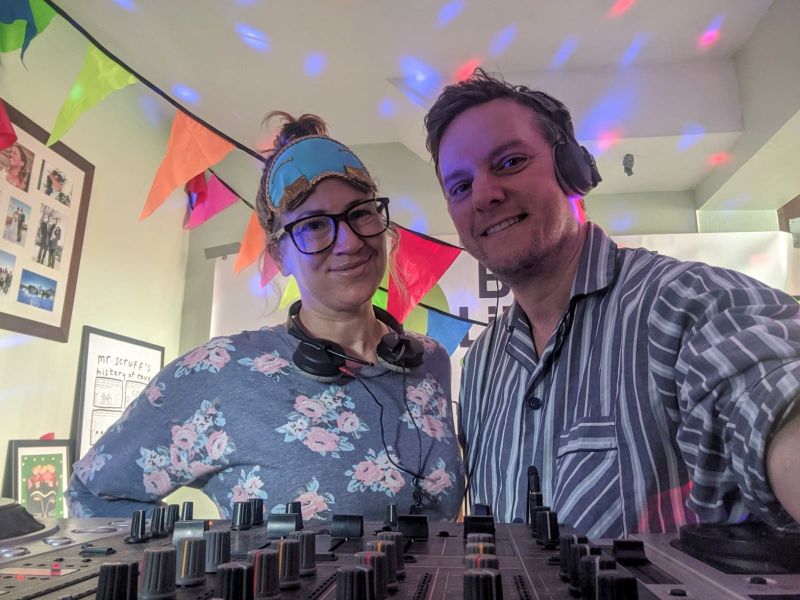 bflf_sw's tweet photo. Lockdown Kitchen Raves - https://t.co/nhYzCuk04B https://t.co/YR90ADUemv