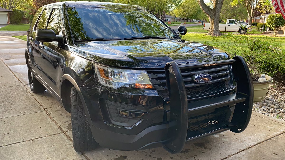 CrossroadsRbld's tweet photo. Been working on several of my vehicle projects over the last few days. But I’m very happy with how the Interceptor is turning out as I wrap up the last few details and get it prepared for sale. Stay tuned for a vid soon!! #PoliceInterceptor #CrossroadsRebuild #YouTube #YouTuber https://t.co/RMmPHFWh5i