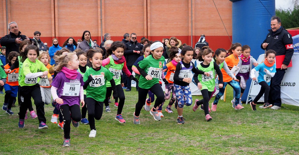 @deportesdipu y <a href="/Dip_Va/">Diputación de Valladolid</a> paralizan definitivamente la presente edición 2019-2020 de los Juegos Escolares.

Esta difícil decisión se ha tomado para preservar la salud de los participantes y tras las sucesivas prorrogas del Estado de Alarma.

Mas información: …osescolares.diputaciondevalladolid.es/inicio/-/journ…