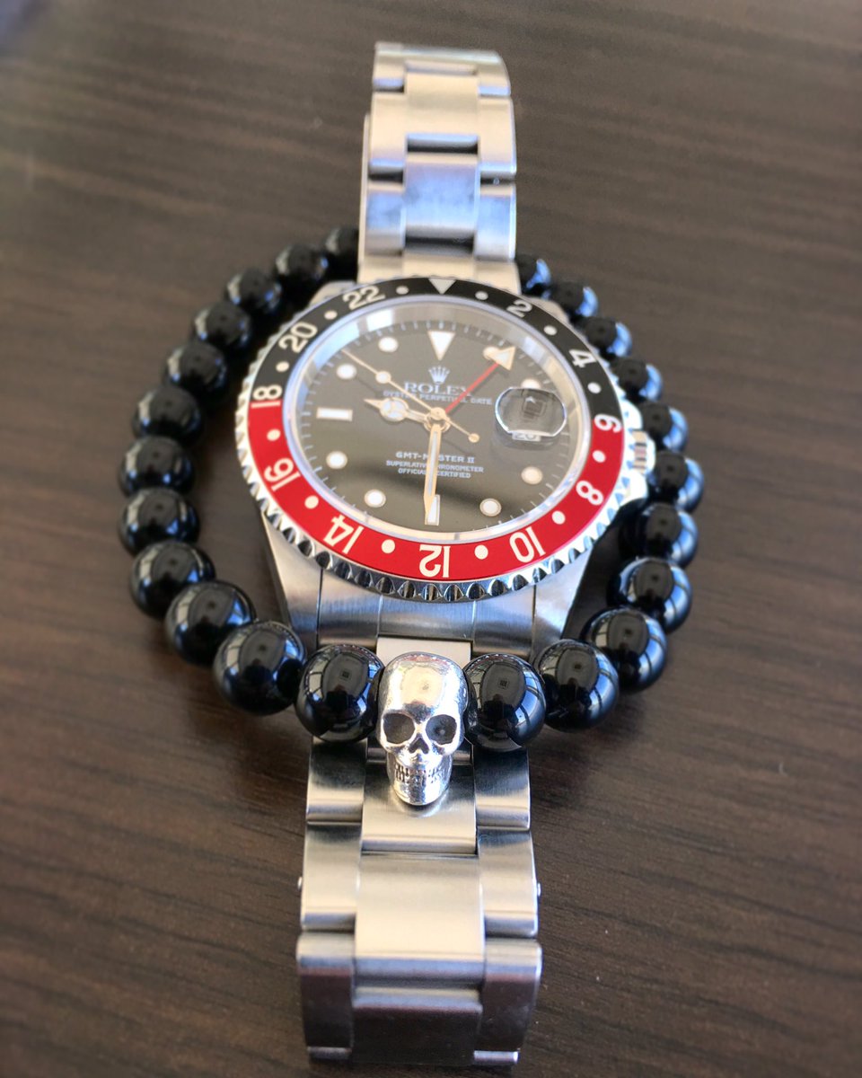 RomanStones's tweet image. Discover @RomanStones Made In Italy #silverskullbracelets #silverskulljewellery #skullbracelet #mensbracelets #romanstones_ #beadedbracelets #jewellery #jewelry #rolex #rolexgmtmaster