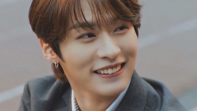 lee minho as your typical highschool crush              a thread;