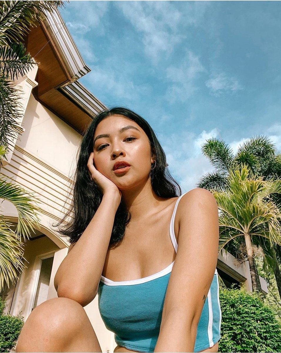 OfficialFAMIREI's tweet photo. 🦋🤍 https://t.co/Z31v7H8Tom