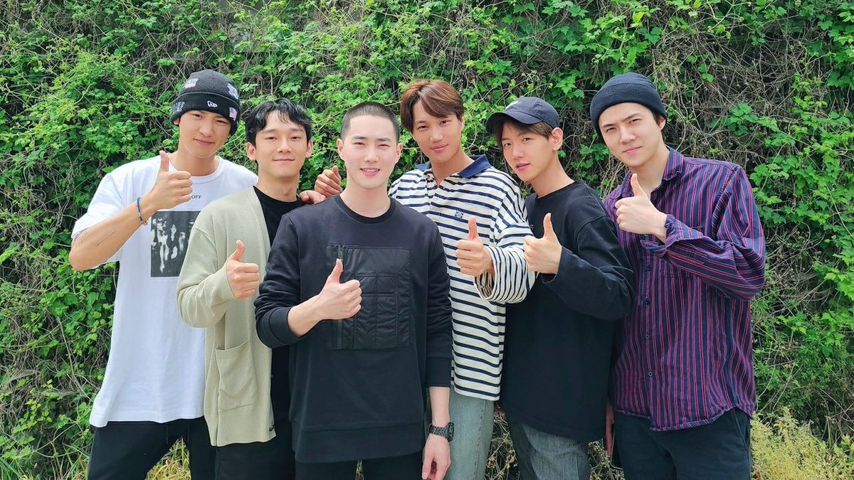 archive2199's tweet photo. Serve well and stay safe, healthy and happy our precious leader Junmyeon. We will all be waiting for you. Saranghaja! 💚💚💚💚💚💚💚 #LetsMeetAgain_SUHO @weareoneEXO https://t.co/LFj6JJsELj