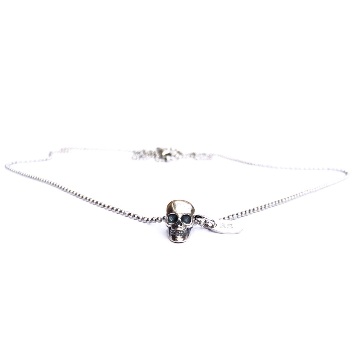 RomanStones's tweet image. Discover @RomanStones Made In Italy #silverskullbracelets #silverskulljewellery #skullbracelet #mensbracelets #romanstones_ #beadedbracelets #jewellery #jewelry #skullnecklace