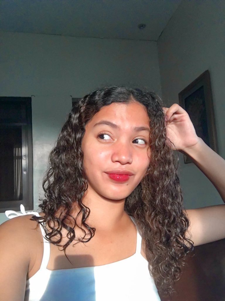 KcHernandezz's tweet photo. Basta kulot, salot daw ih🤭 https://t.co/heSgMbHS2T