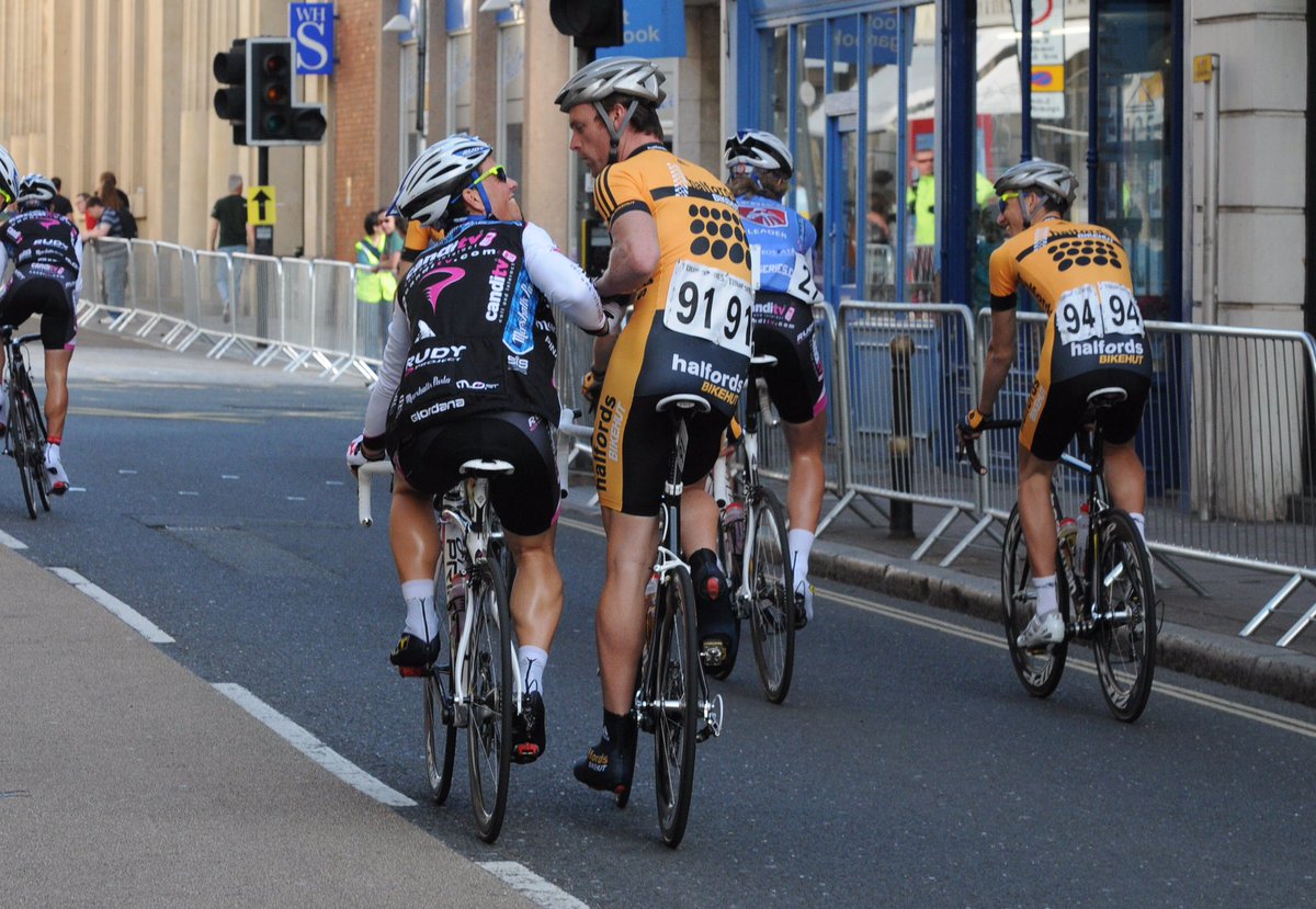 VeloUK's tweet photo. #MemoryLane #NextStop #TourSeries #2009 #Exeter #bikeracing #crits #MayRaces https://t.co/a2s4QsW8SK