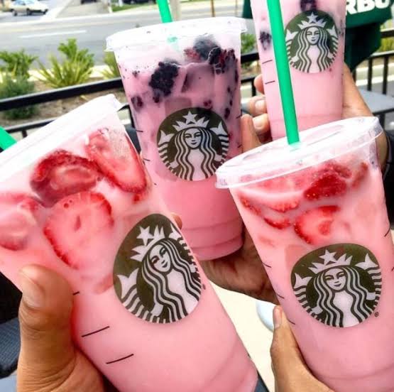 Shehnaaz Gill as starbucks drinks            A thread              #ShehnaazGiIl #KehGayiSorry  #Shehnaazians