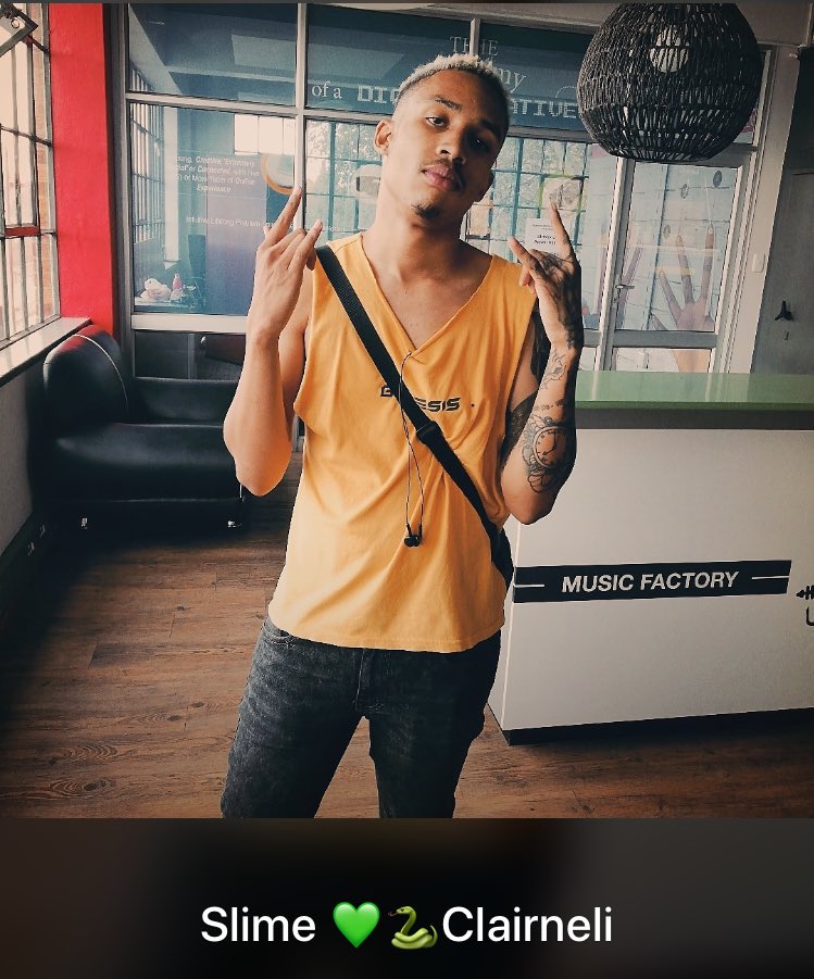 clairneli's tweet image. 