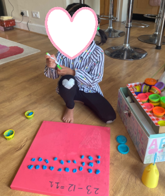 NoelParkSch_N22's tweet photo. This week Reception has been learning to subtract. Today's activity was to use play dough to make your own subtraction problems. The children have really challenged themselves and we are so proud! https://t.co/PDPNmnj2Pp