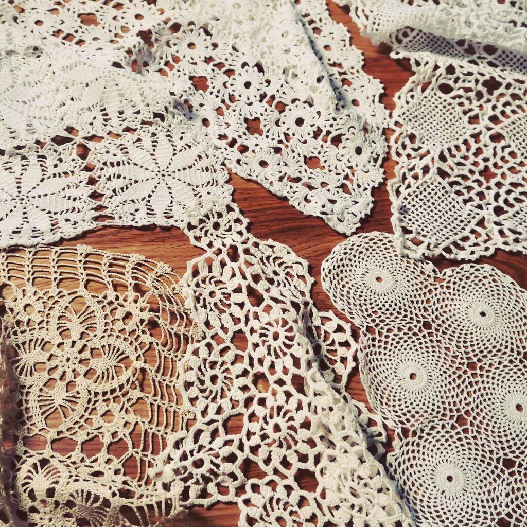 Croats love their crocheted doilies, tablecloths, napkins, even bedspreads. It’s our dowry!
#handmadecrafts #crochet #doily #doilycrochet #crostagram #croatiafulloflife