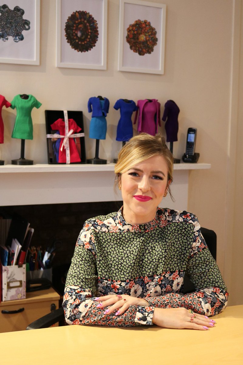 SavvitasGlobal's tweet photo. Not long until we’re #OnAir for The #Semple #WardrobeEdit with style guru @dulciebuttons Creative Director @MaggieSempleLtd followed by #FizzTime sparkling socialising. See you at 5.30! #Fashion #Style https://t.co/TzLh4Y3CXw
