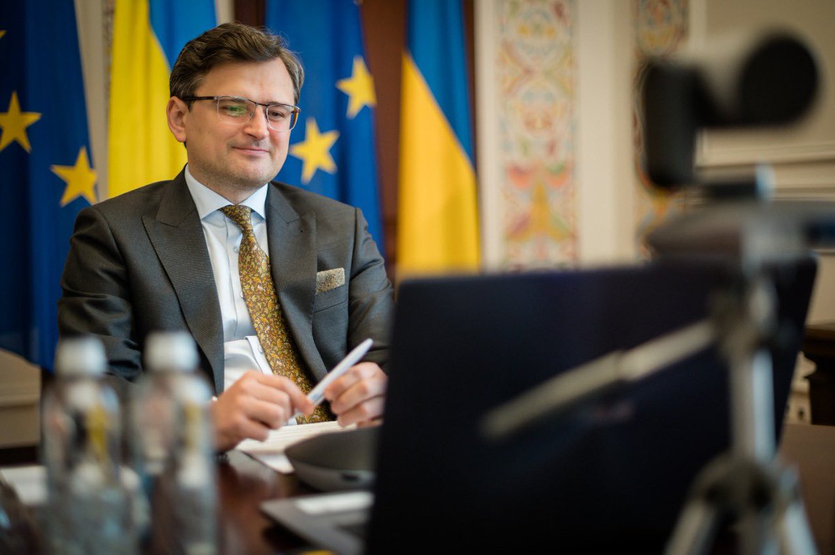Dmytro Kuleba on Twitter: "Great catch-up with Commissioner @OliverVarhelyi today. On agenda: Ukraine's reform progress, further European integration, macro-financial assistance. Appreciate EU's support in our fight against #COVID, including joining ...