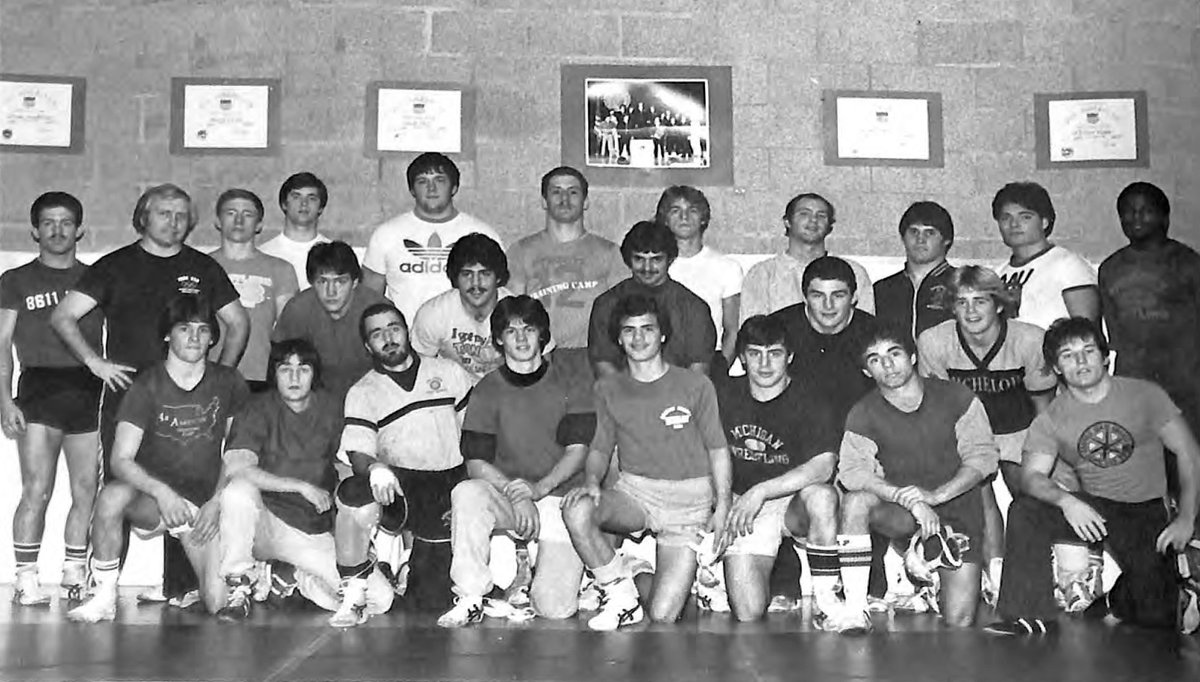 1981-82 #BrockportGoldenEagles @BportAthletics #CollegeWrestling 

@NCAA @ncaawrestling @d3wrestle #NationalChampions 

armdrag.com/matburn?team=1…