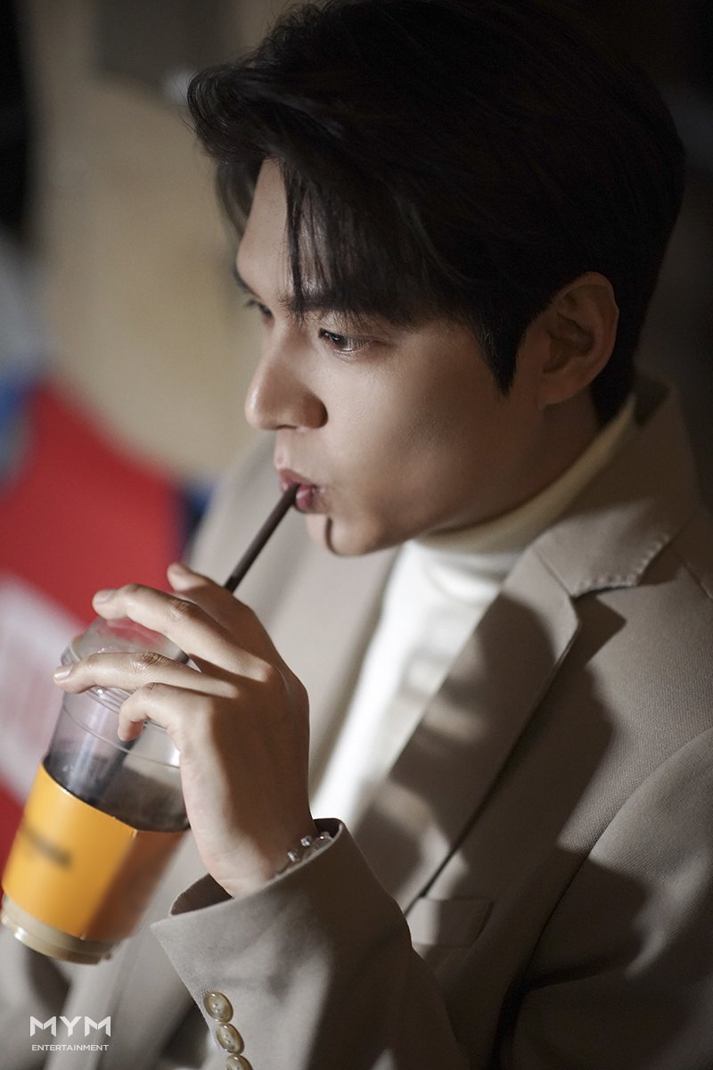 ActorLeeMinHo tweet picture