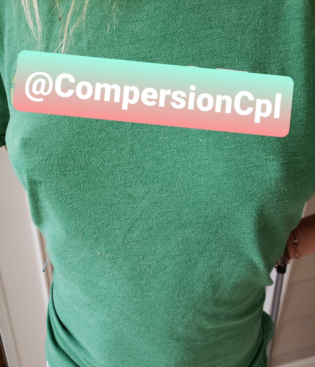 CompersionCpl's tweet image. Hubby randomly grabbed me this morning, pulled my shorts aside, and went down on me. Love that. I&apos;ll be like this all day now. 🔥👄🖤