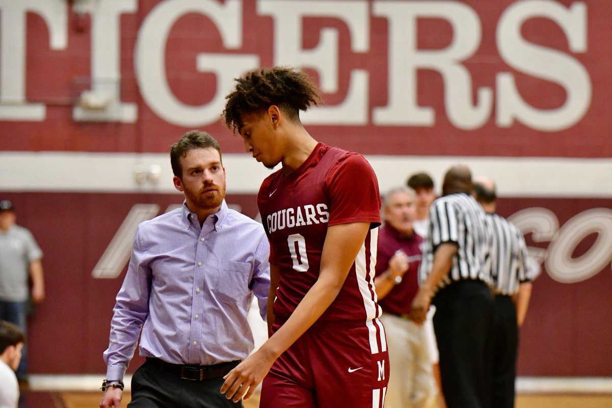 OwlsActivities's tweet photo. We are excited to announce and introduce Mr. Ryan McArthy as the next Varsity Boys Basketball Head Coach at Windsor High School!

#GoOwls https://t.co/8VW6VFacUA