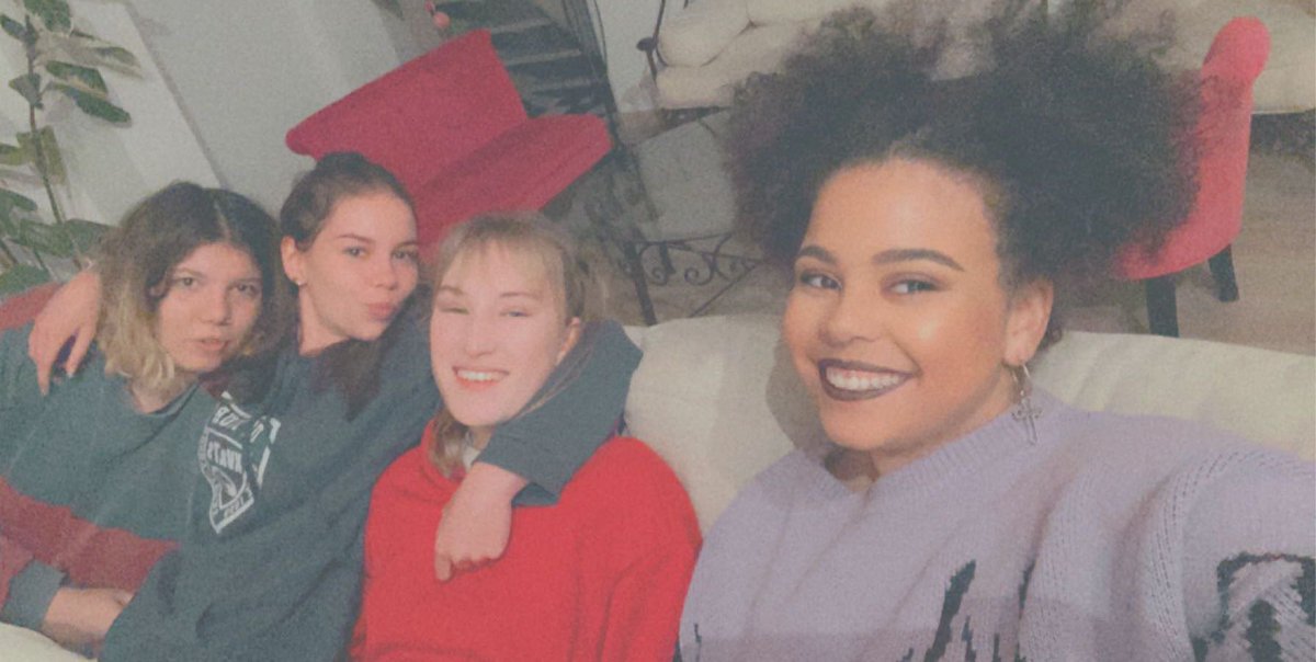 curlyyalien's tweet photo. Name a more iconic group #vpgang https://t.co/lgveVnS7MW